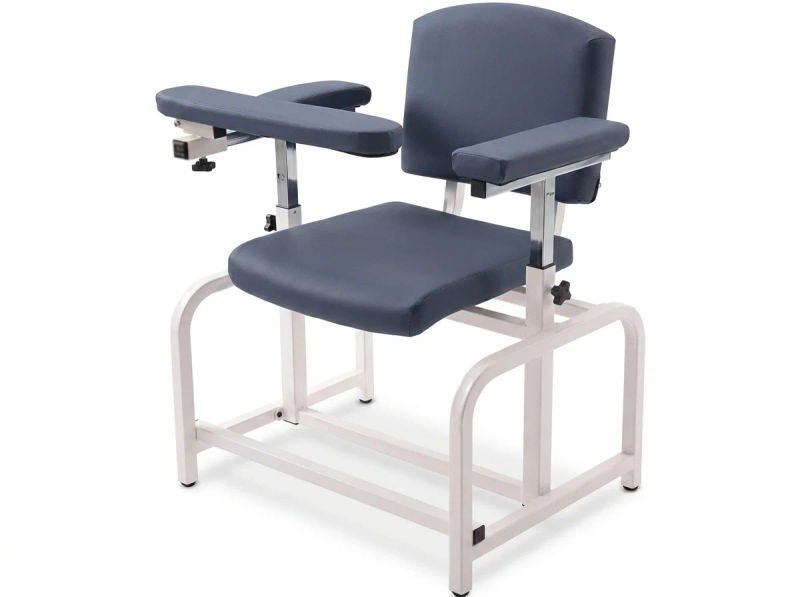 Janani blood drawing chair 04 05 2026 937bc392 - SkyMedIdent