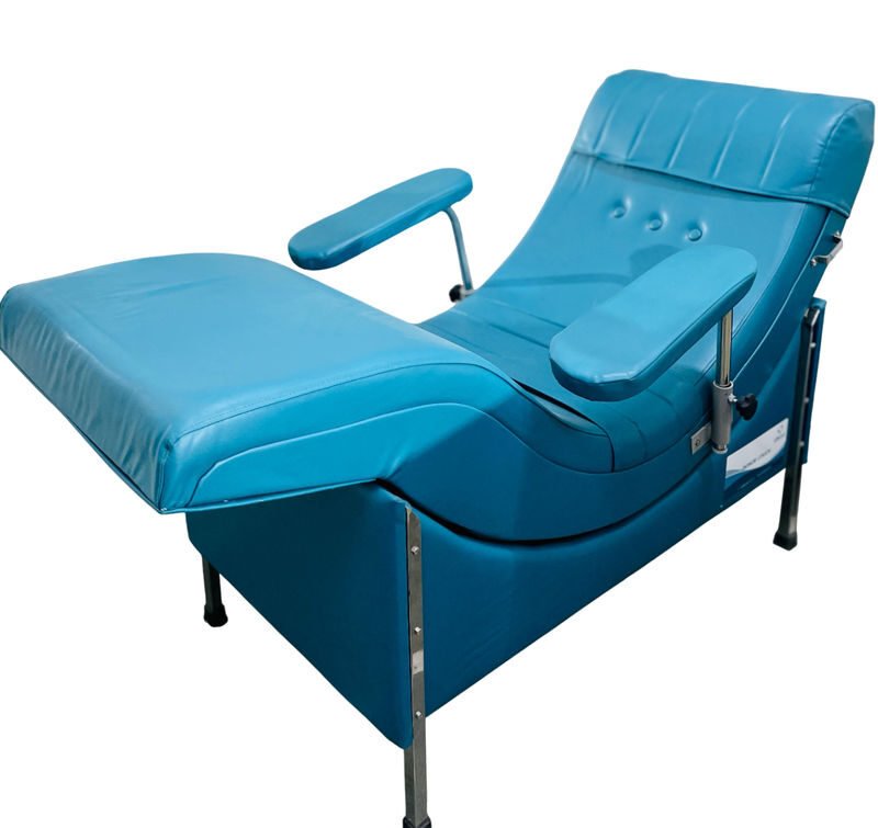 Life care blood donor couch blue single motor couch box of 1 lcdc 01 24 03 2025 43aeafb6 - SkyMedIdent